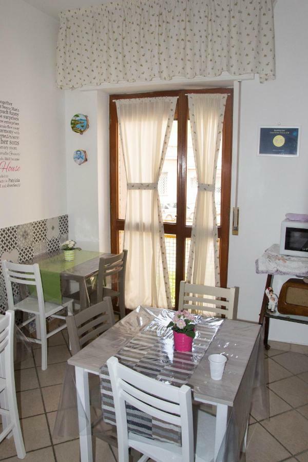 Mary'S House Bed and Breakfast Napoli Eksteriør billede